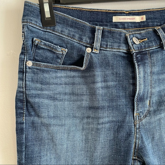 Levi's Size 8 Classic Straight Jeans. Excellent Like New Condition - Picture 3 of 10